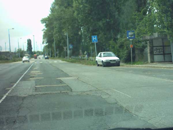 A traffipaxos aut� h�rom szab�lyt is megs�rtett 